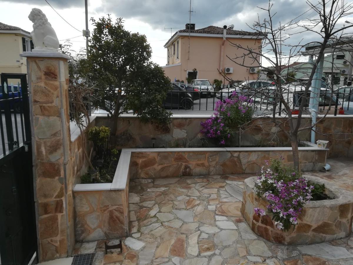 Апартаменты Zaira'S Little House Corfu  Экстерьер фото