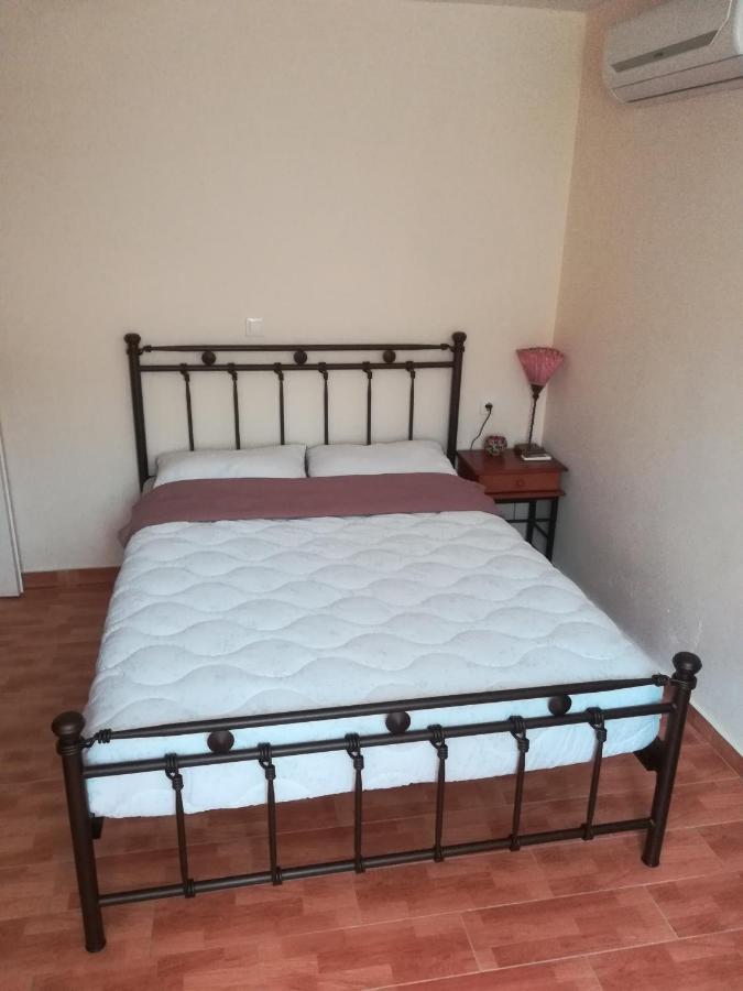 Апартаменты Zaira'S Little House Corfu  Экстерьер фото